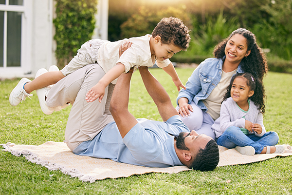 family-outside-away-from-tech